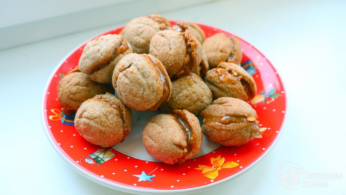 Полезные и вкусные рецепты: как приготовить печенье "орешки" в домашних условиях