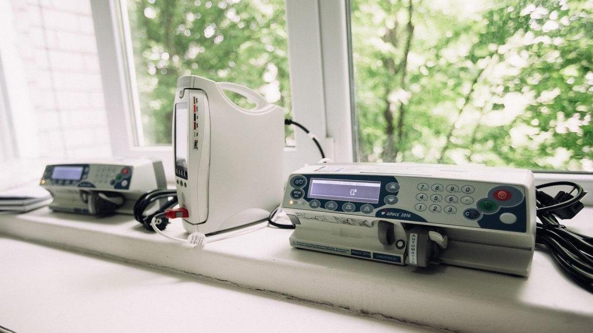 В больнице скорой помощи Днепра появился уникальный аппарат ИВЛ
