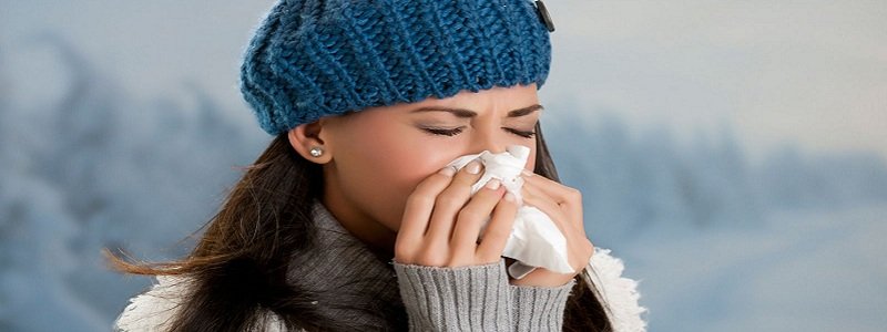 Холод в вузах и школах: куда жаловаться и когда ждать пика заболеваемости гриппом и ОРВИ