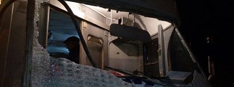 В Днепре снова обстреляли трамвай: ранен машинист (ФОТО, ВИДЕО)