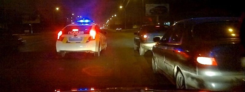 Полицейская погоня в Днепре: нарушителя блокировали три автомобиля  (ФОТО)