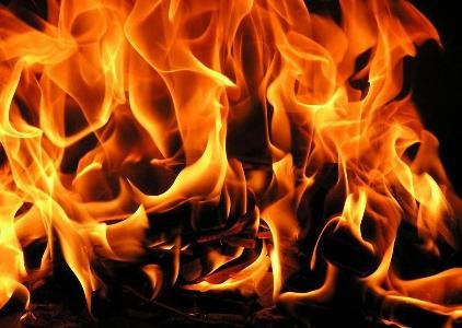 Пожар в пятиэтажке в Днепре: есть пострадавшие (ФОТО)