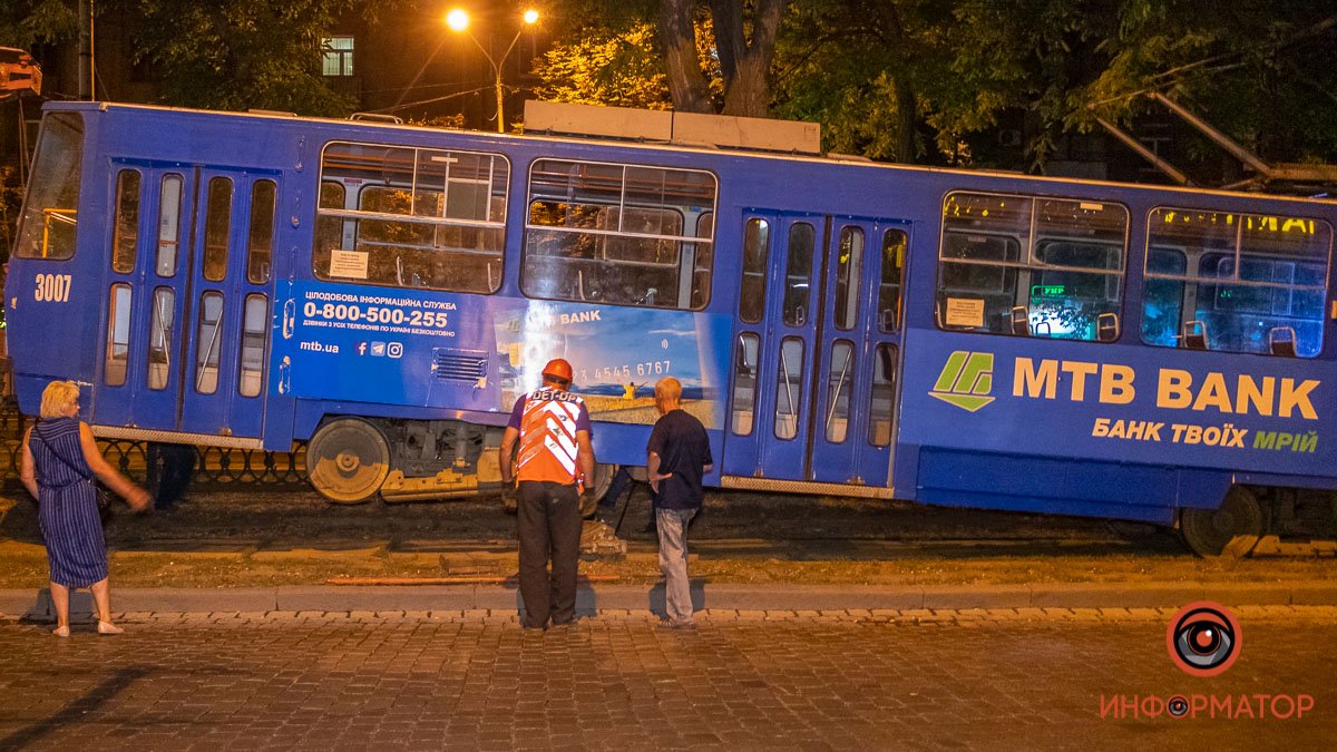 В Днепре на Яворницкого сломался трамвай №1