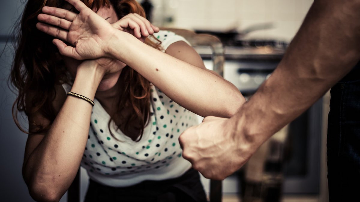В Днепре запустят горячую линию психологической поддержки для пострадавших от домашнего насилия