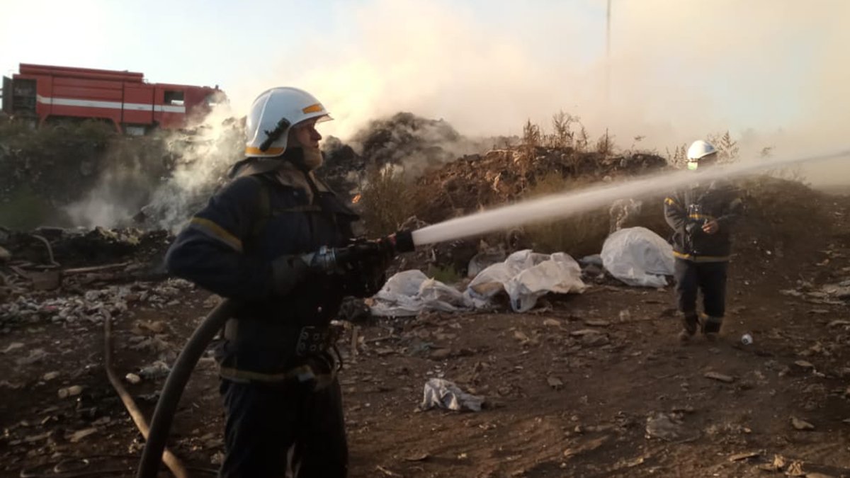 Масштабный пожар в Днепропетровской области: загорелся мусорный полигон
