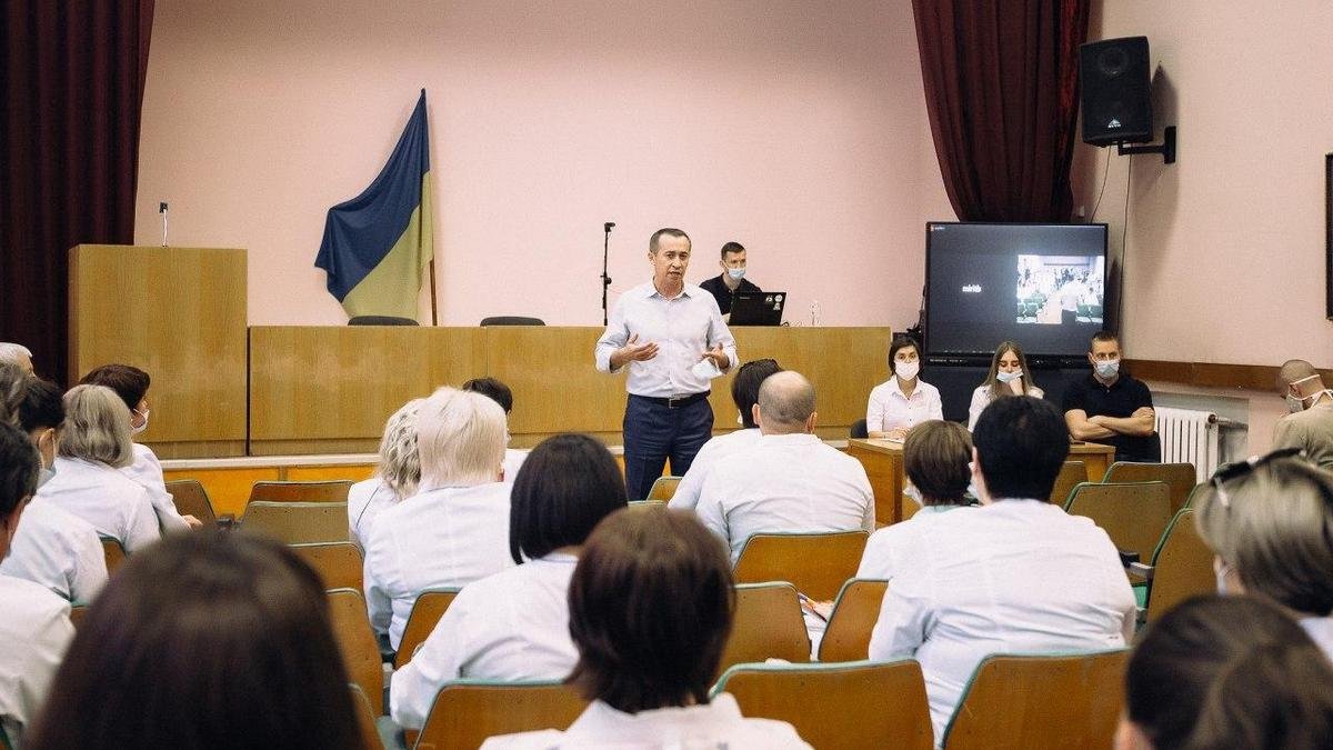 Медицинская реформа Краснова: в Днепре будут внедрять инновационные технологии лечения горожан