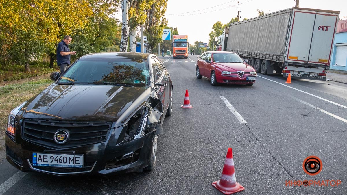 В Днепре на Киевской Cadillac насмерть сбил мужчину