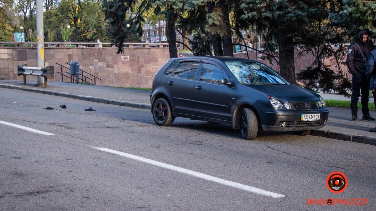 В Днепре на Яворницкого Volkswagen сбил пешехода: мужчина умер в больнице