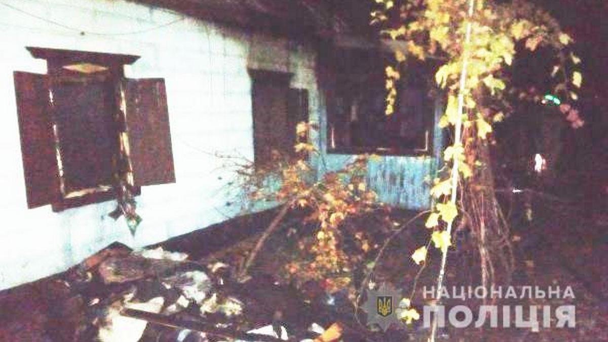 В Днепропетровской области мужчина поссорился с сожительницей и поджег ее дом: женщина погибла