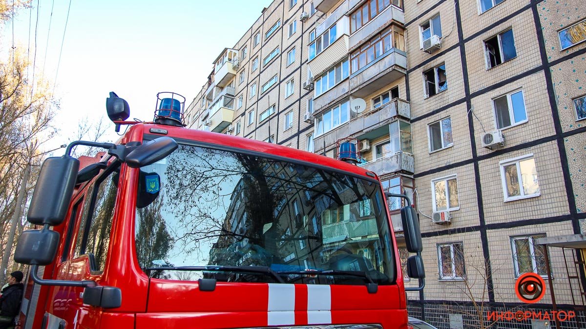 В Днепре на проспекте Героев горела квартира на 4-м этаже: погибла женщина