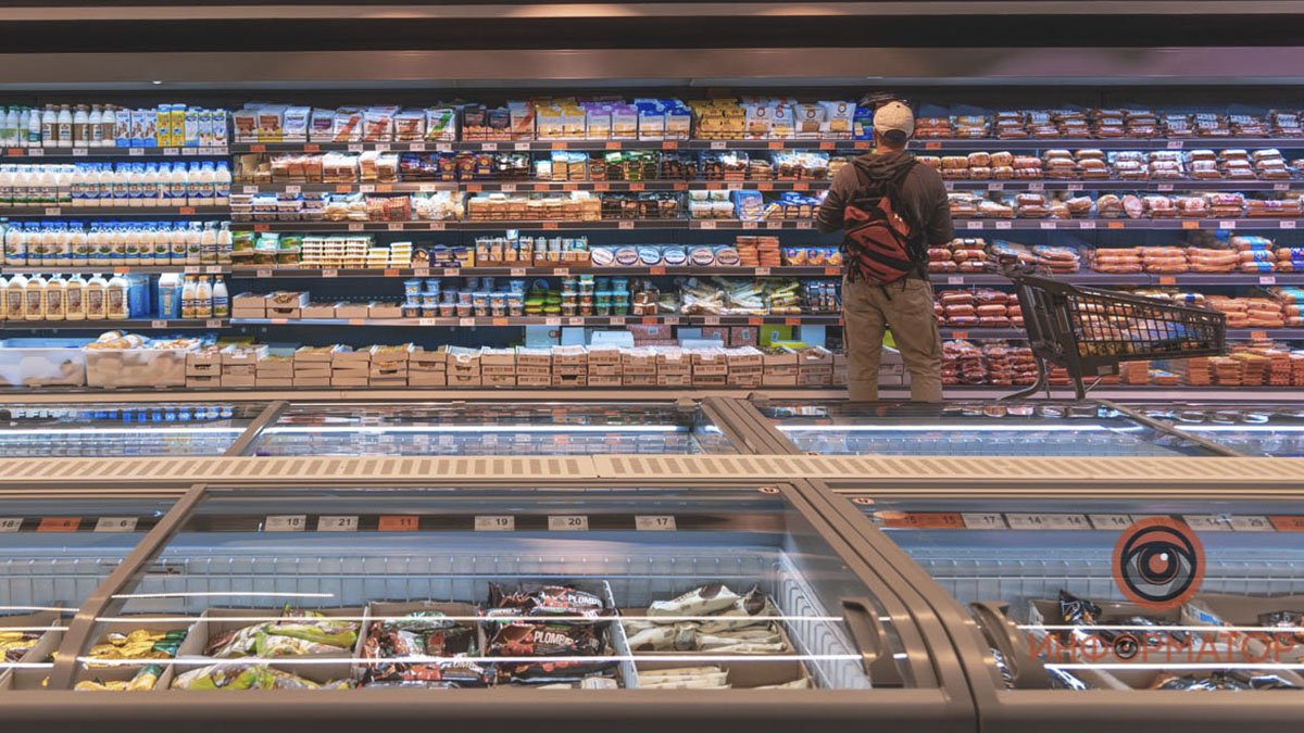 Сравнение цен на продукты в супермаркетах Днепра перед Новым Годом: где покупать дешевле