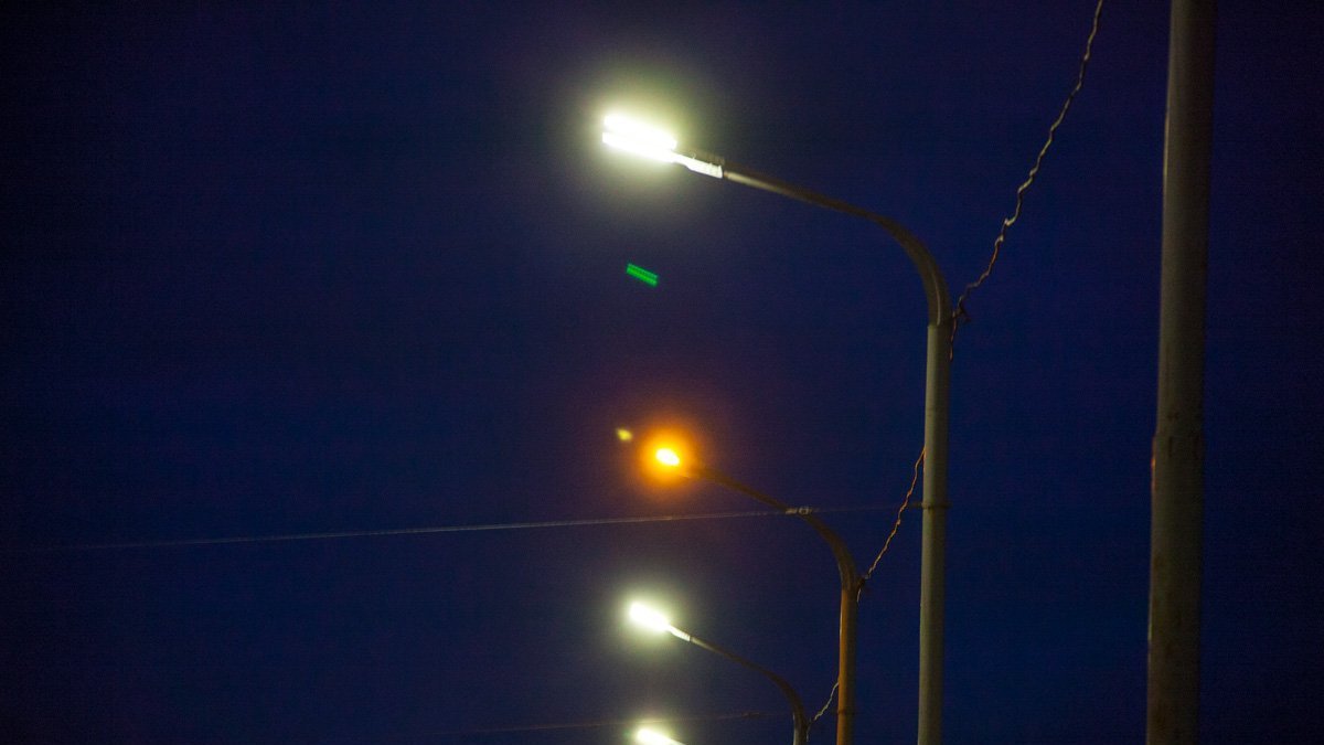 В Днепре на нескольких улицах Диевки около месяца нет света: в чем причина