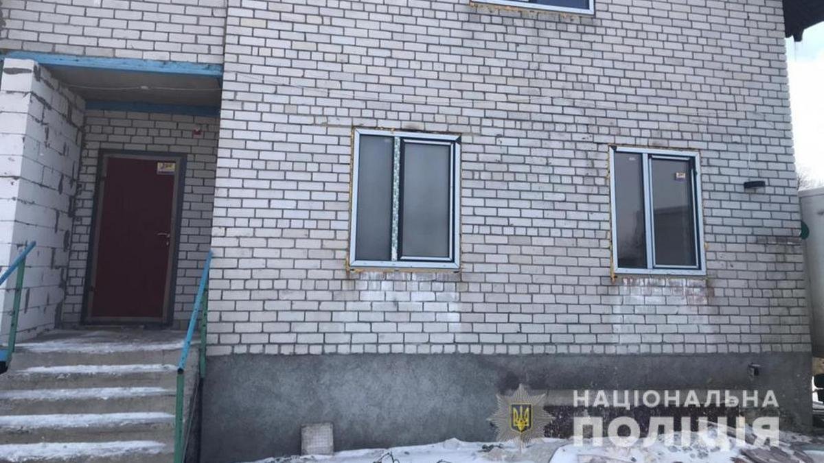 Под Днепром мужчина обокрал дом с обрезом охотничьего ружья: видео