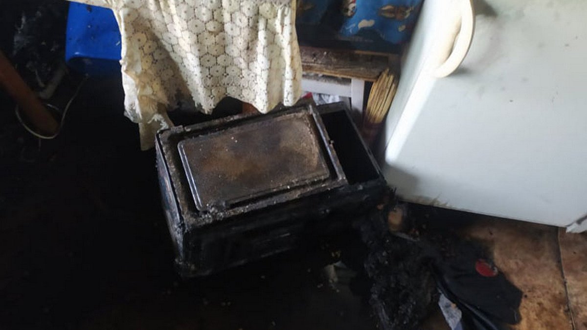 В Днепре в квартире загорелась микроволновка: погибла женщина