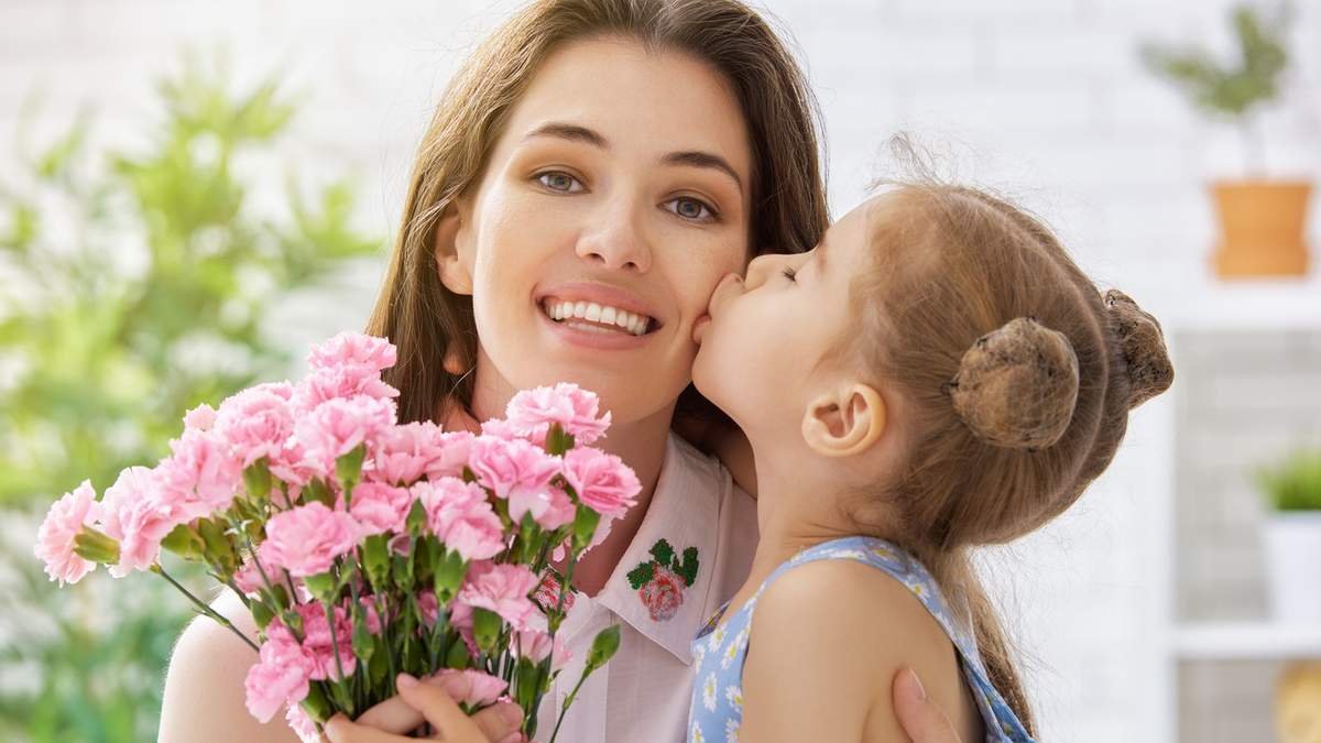 День матери-2021 в Украине: поздравления в стихах и прозе