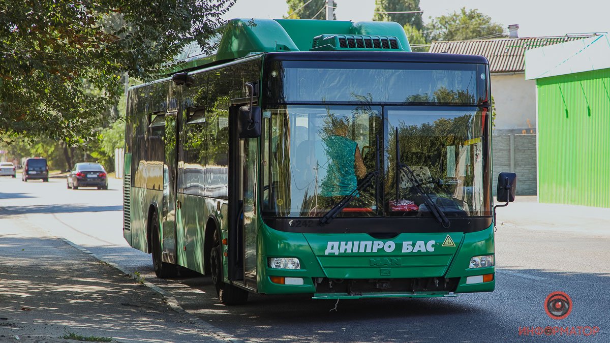 В Днепре еще на два маршрута выйдут новые автобусы