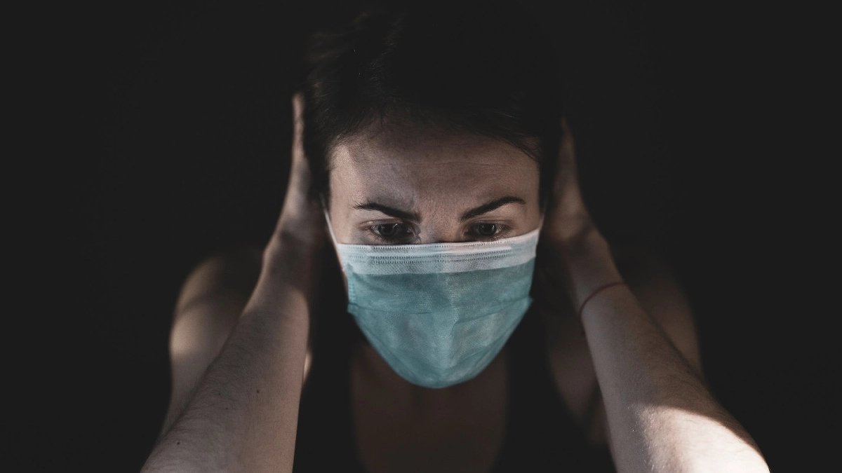 Спроси у психолога: как справиться с тревогой во время пандемии и последствиями коронавируса