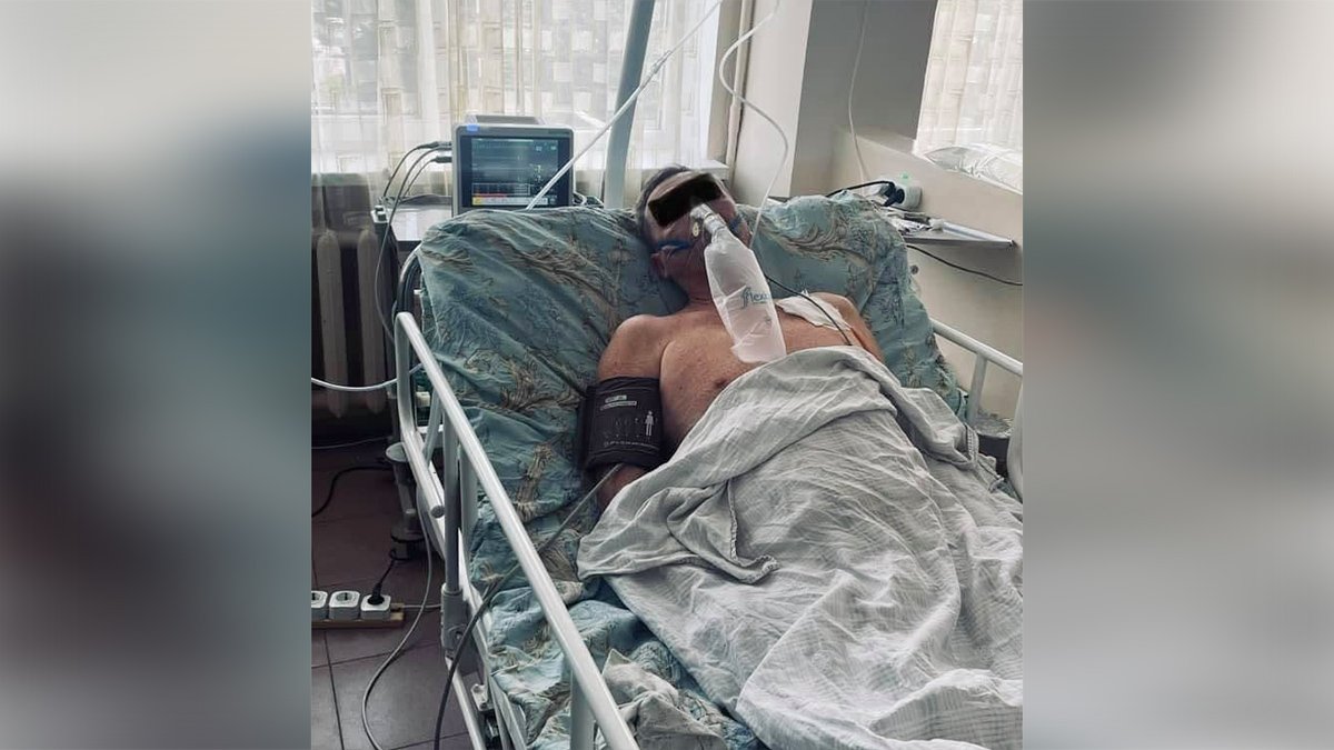Днепровские медики спасли от COVID-19 мужчину, который потерял легкое из-за рака
