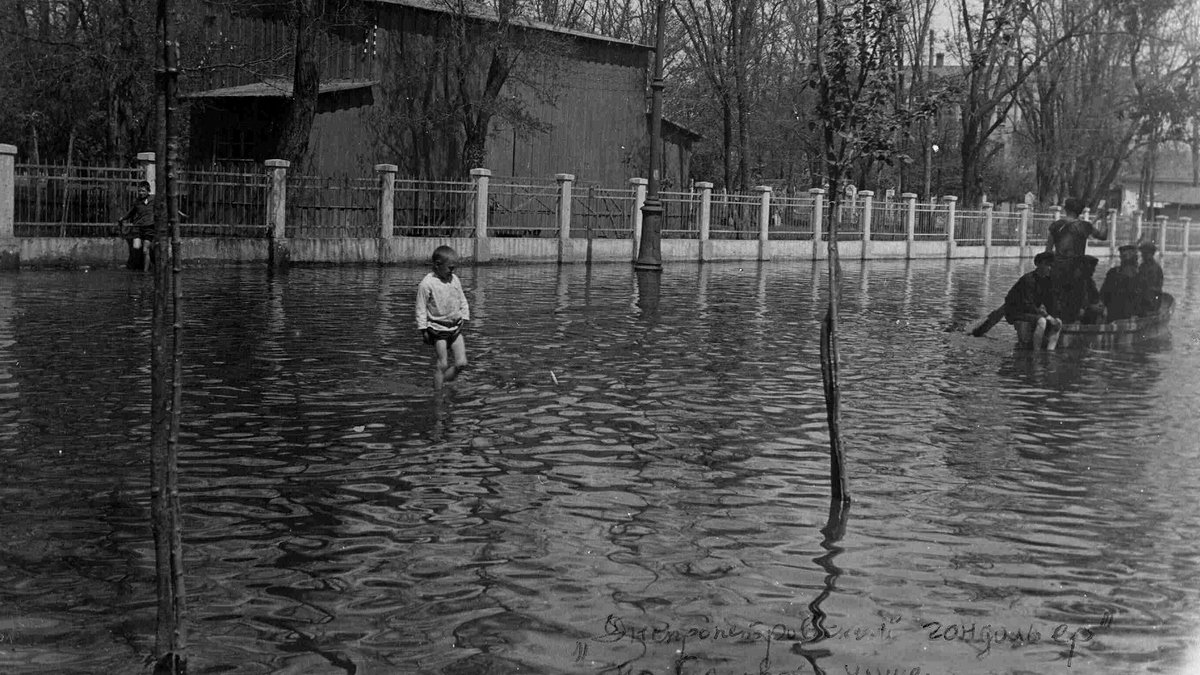Как выглядел затопленный Днепр в 1930-х годах