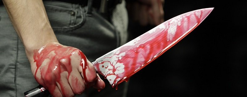 В Днепре мужчина подрезал ножом своего сожителя: подробности (ВИДЕО)