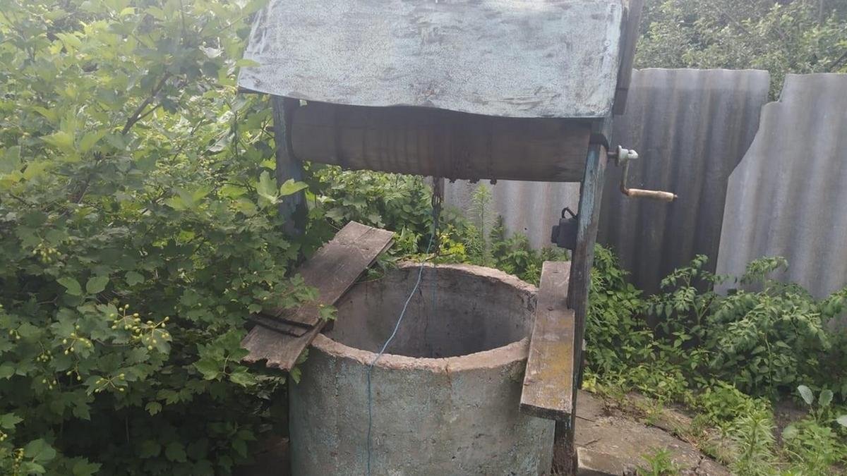 В Днепропетровской области мужчина зарезал женщину и выбросил ее тело в колодец