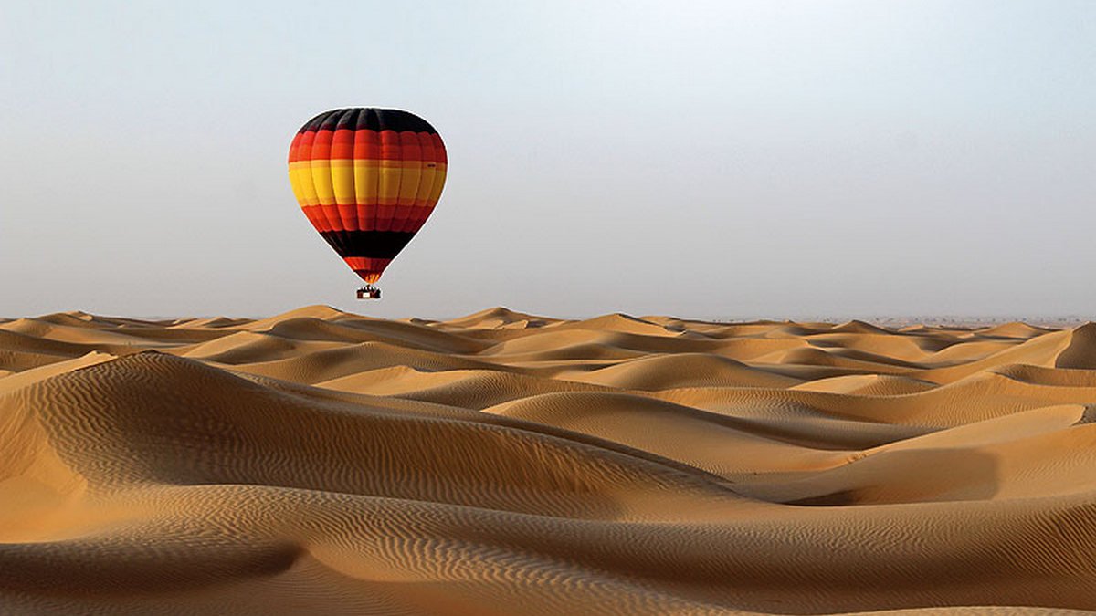 Команда из Днепра собирается перелететь пустыню на воздушном шаре и установить рекорд