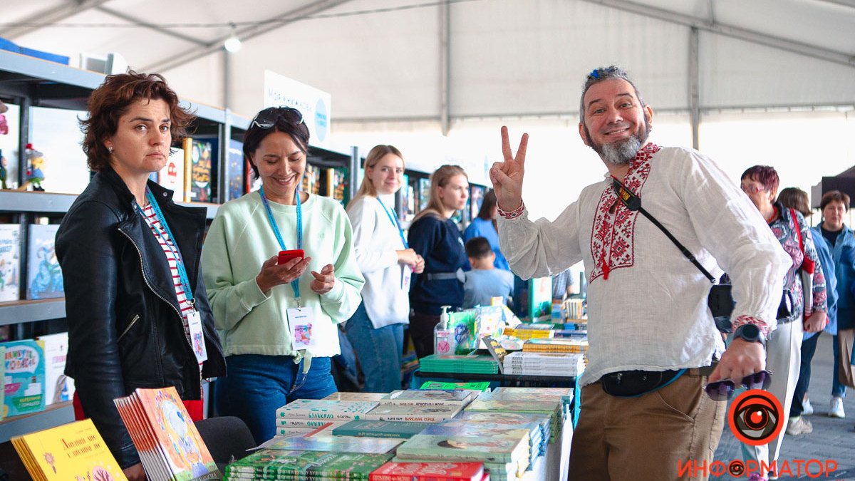 Второй день международного книжного фестиваля BookSpace: ищи себя на фото
