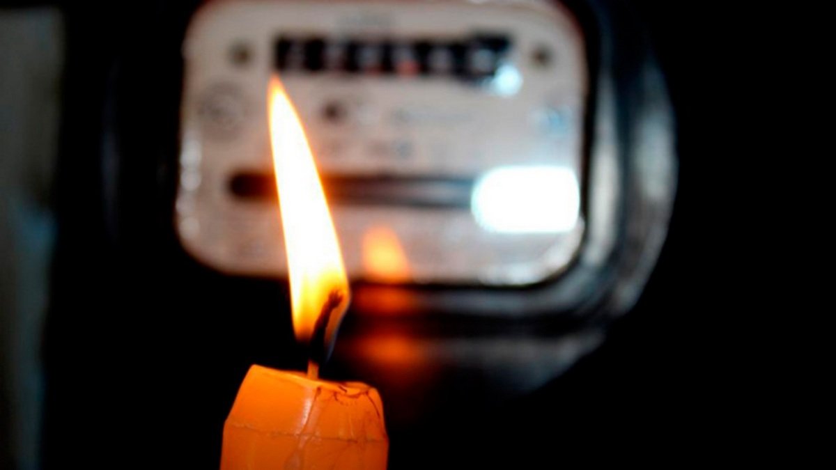 В воскресенье на нескольких улицах Днепра могут отключить свет