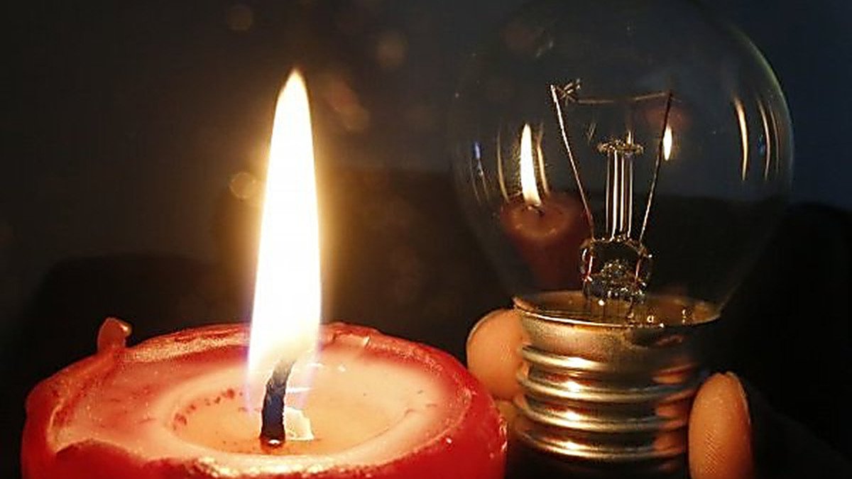 В воскресенье в четырех районах Днепра могут отключить свет: список адресов