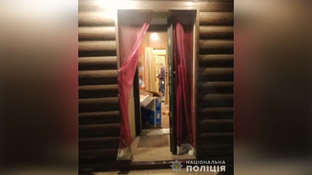 Бросил тело в подвале: в Каменском мужчина задушил пенсионера и ограбил его дом