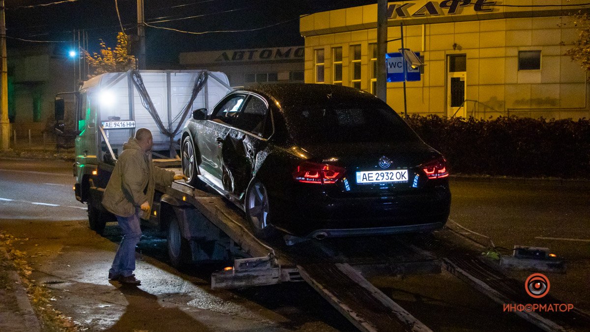 В Днепре на Марии Лисиченко Renault вылетел на "встречку" и врезался в Volkswagen
