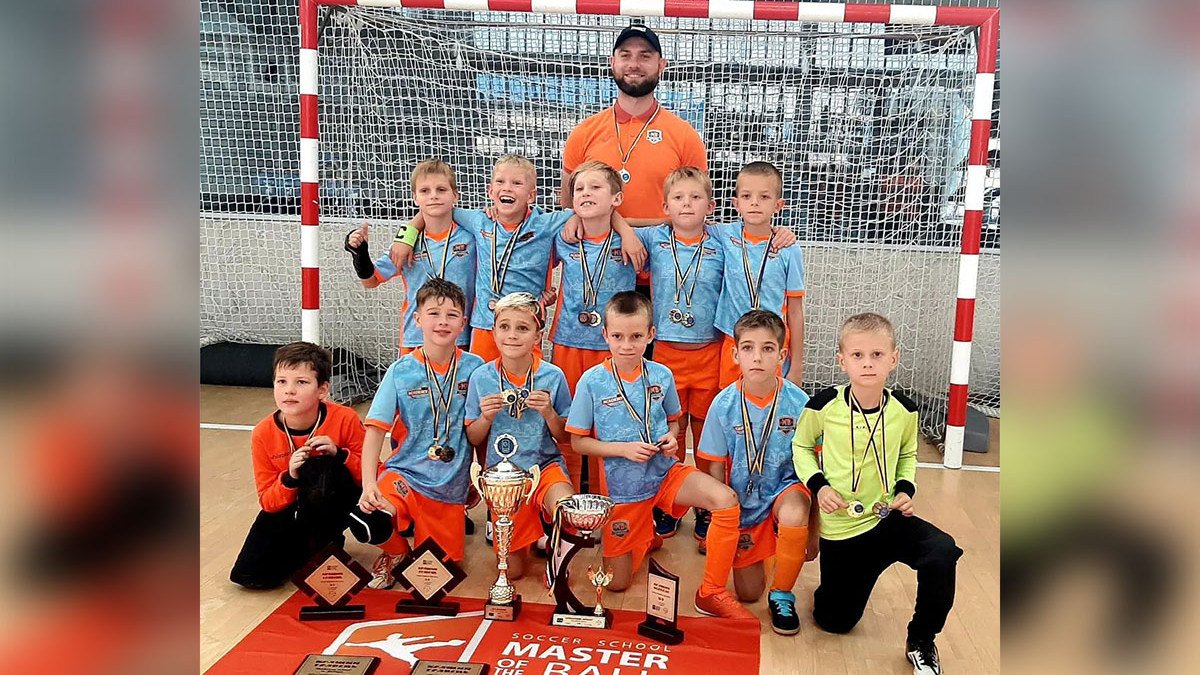 На зависть сборной: юные футболисты из Днепра завоевали Кубок Украины
