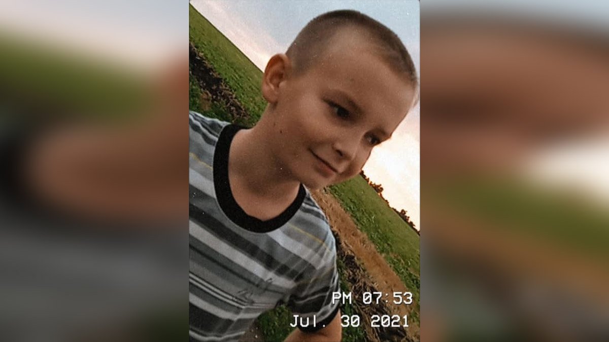 Ушел в магазин и не вернулся: в Днепропетровской области без вести пропал 12-летний мальчик
