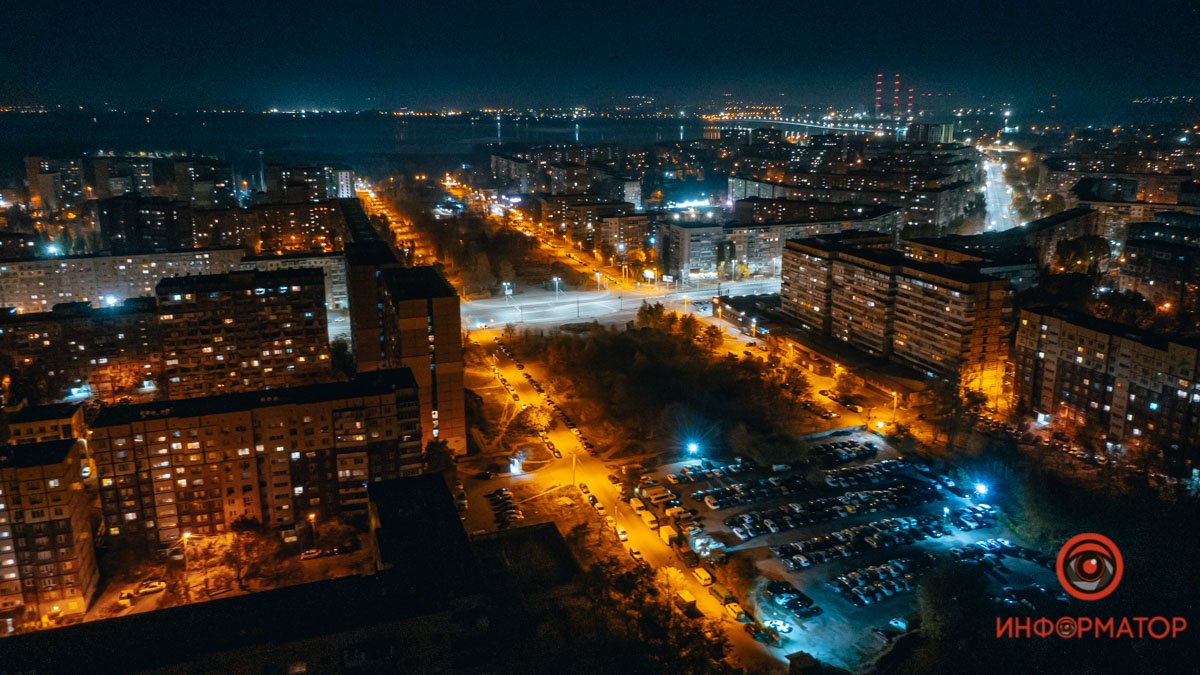 Полуночное умиротворение: как в Днепре выглядит бульвар Славы ночью