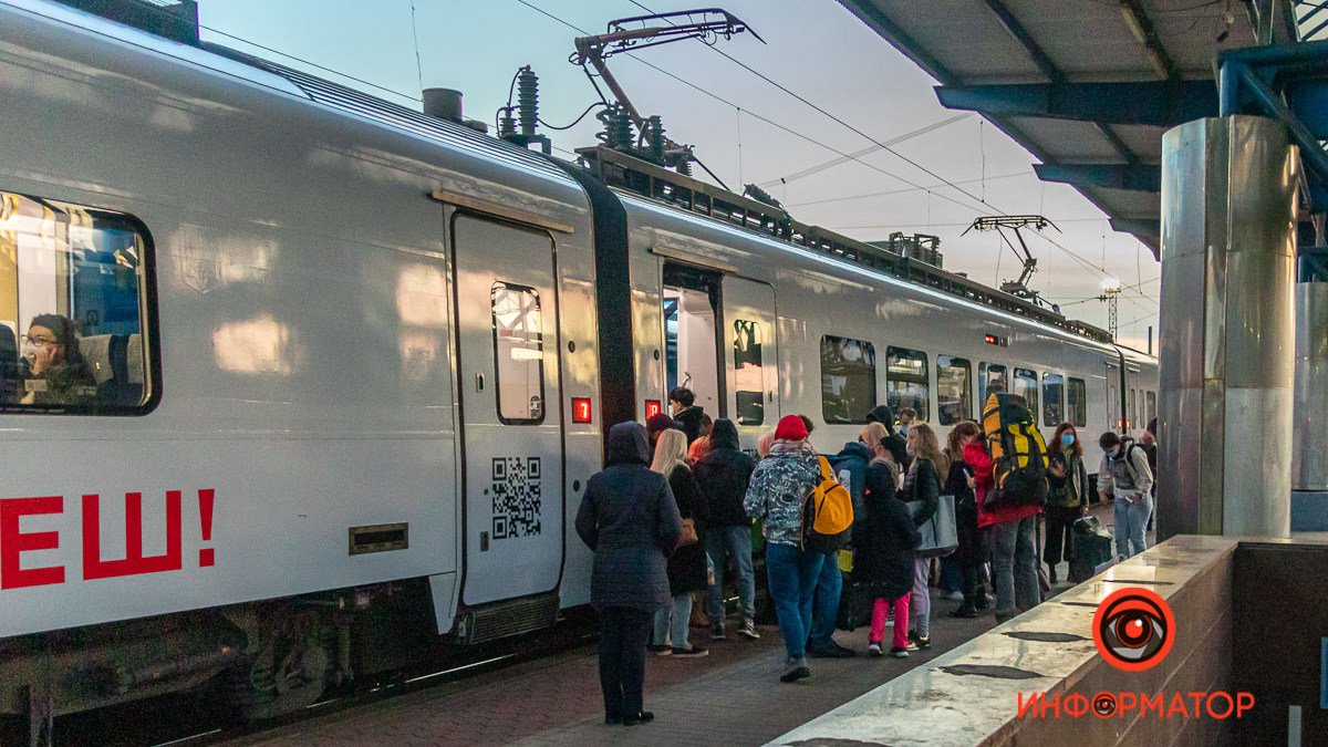 Больше 90 тысяч проверок транспорта в Украине: как Днепр соблюдает карантинные ограничения