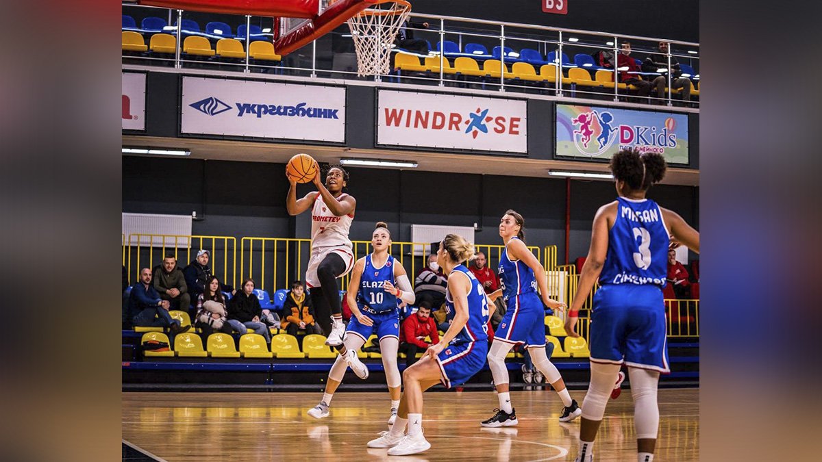 Баскетболистки БК "Прометей" разгромили соперниц в Слобожанском и вышли плей-офф EuroCup Women