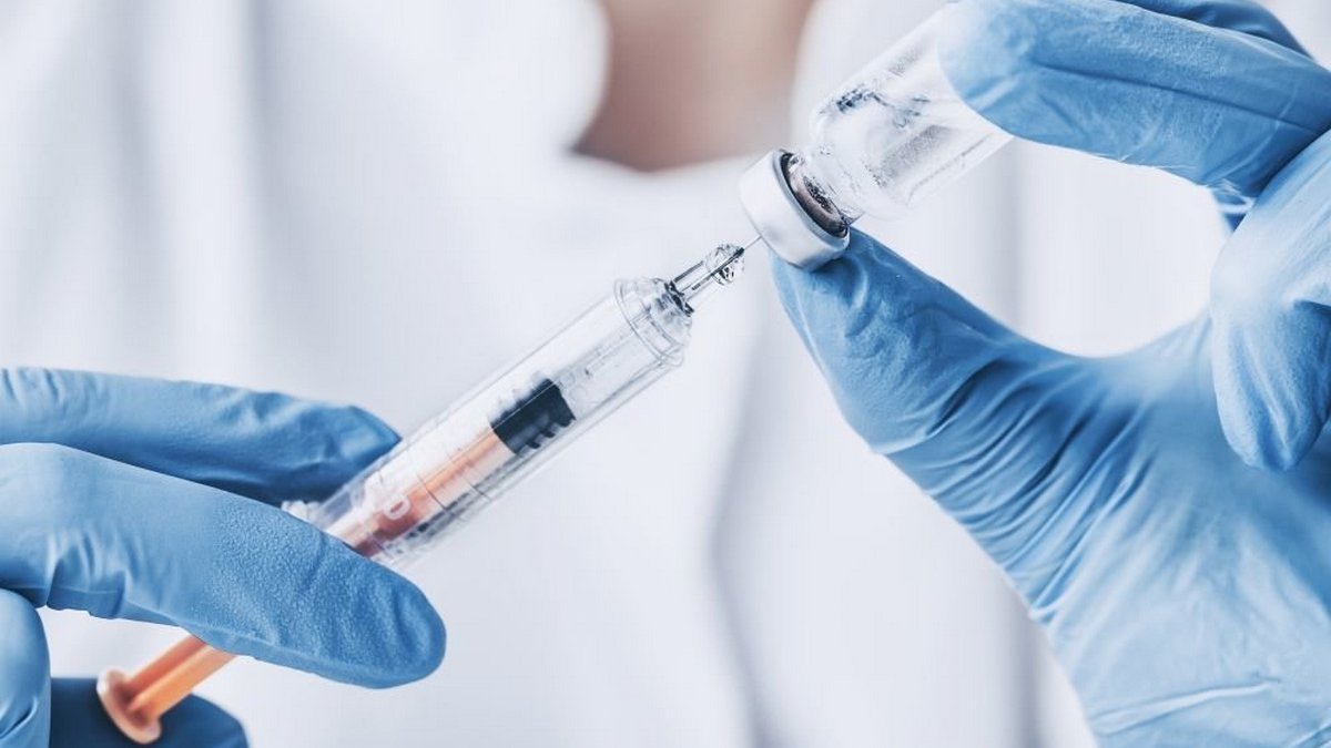 Какие вакцины против коронавируса можно безопасно комбинировать между собой