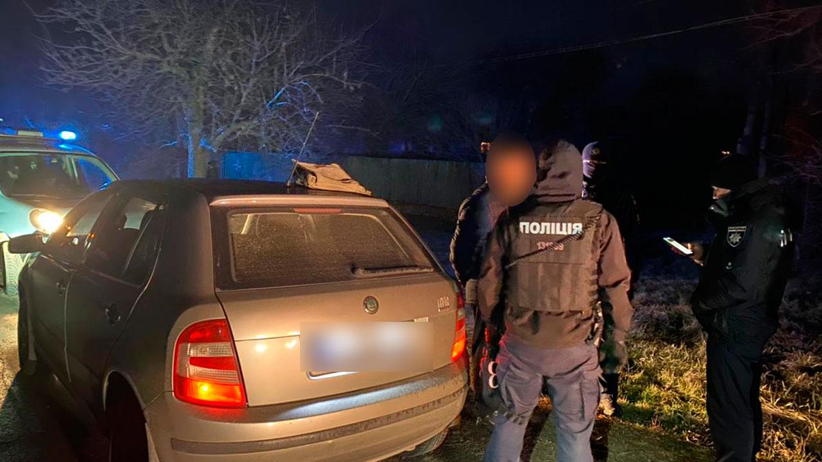 В Днепропетровской области мужчина застрелил своего знакомого: видео момента задержания