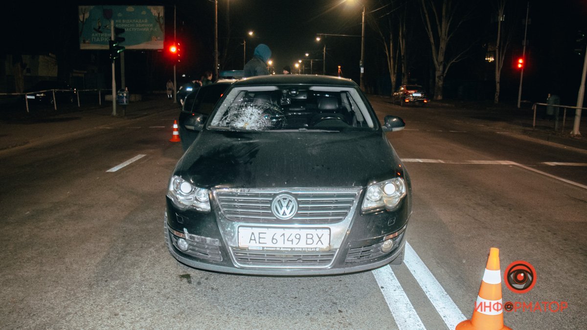 В Днепре на Калиновой Volkswagen сбил 16-летнюю девочку