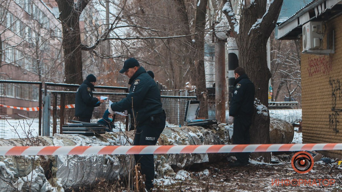 В Днепре на Терещенковской возле школы нашли тела двух мужчин в крови: подробности от полиции