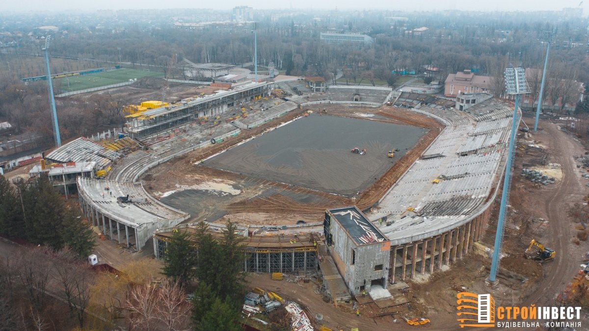 "Большое строительство" в Кривом Роге: что сделано на стадионе "Металлург" за этот год
