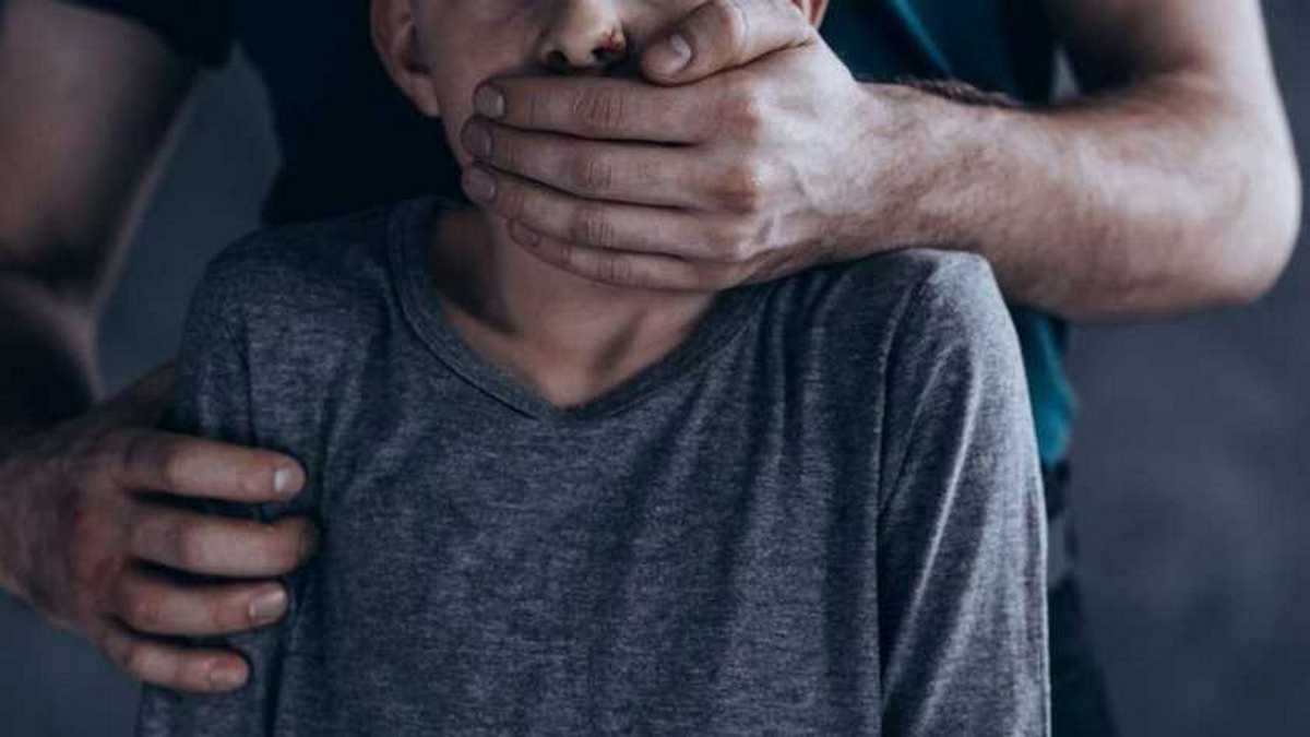 В Павлограде мужчина изнасиловал 15-летнего мальчика: дело направили в суд