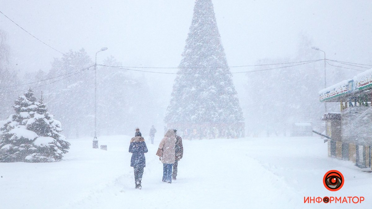 Фото красивого снегопада в Днепре: как зарядиться праздничным настроением