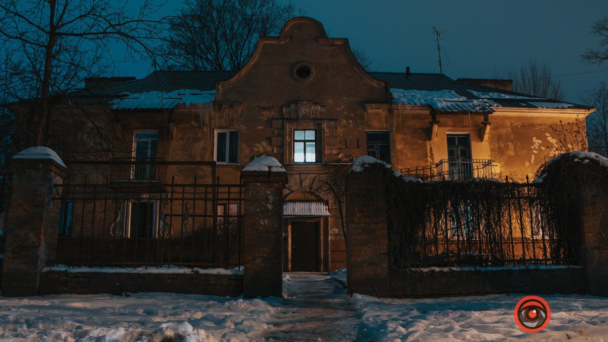 Спокойствие и уют: как в Днепре выглядит улица Кедрина ночью
