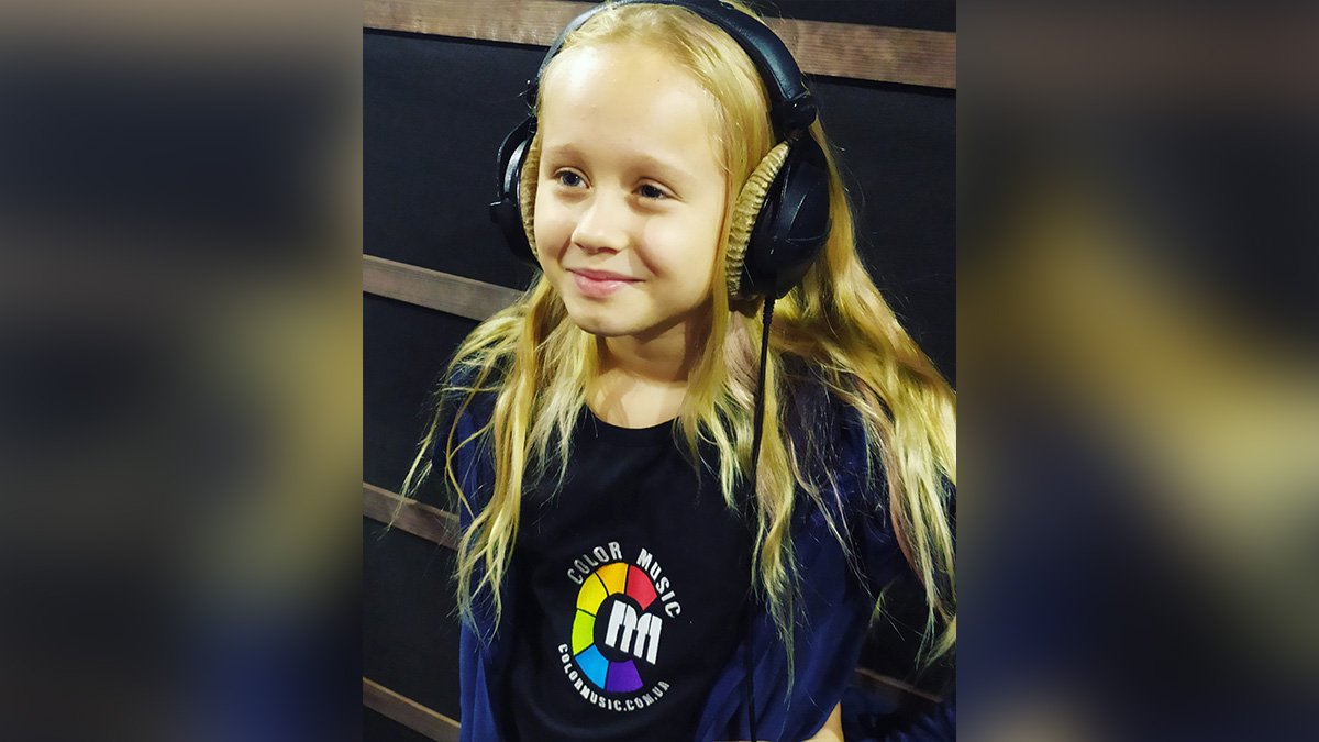 Как детский хор из Днепра, Coldplay и учитель из Нидерландов спасли 9-летнюю девочку с раком крови
