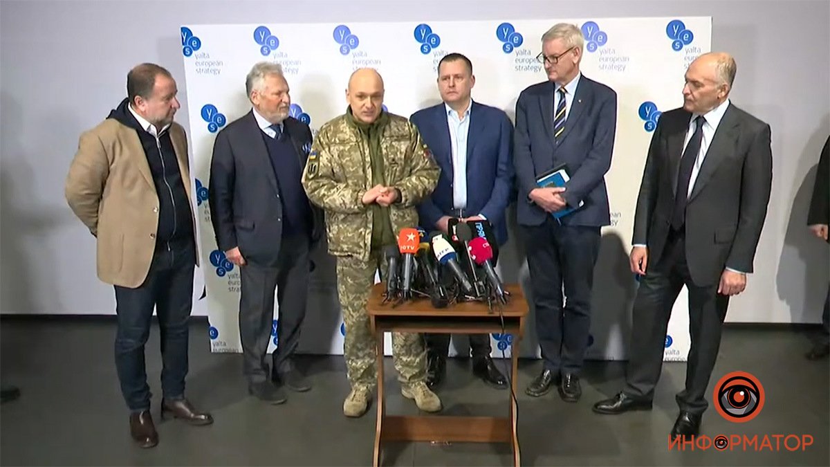 «Это будет очень сильный месседж»: Виктор Пинчук пригласил Павла Хазана на Украинский ланч во время Мюнхенской конференции по безопасности