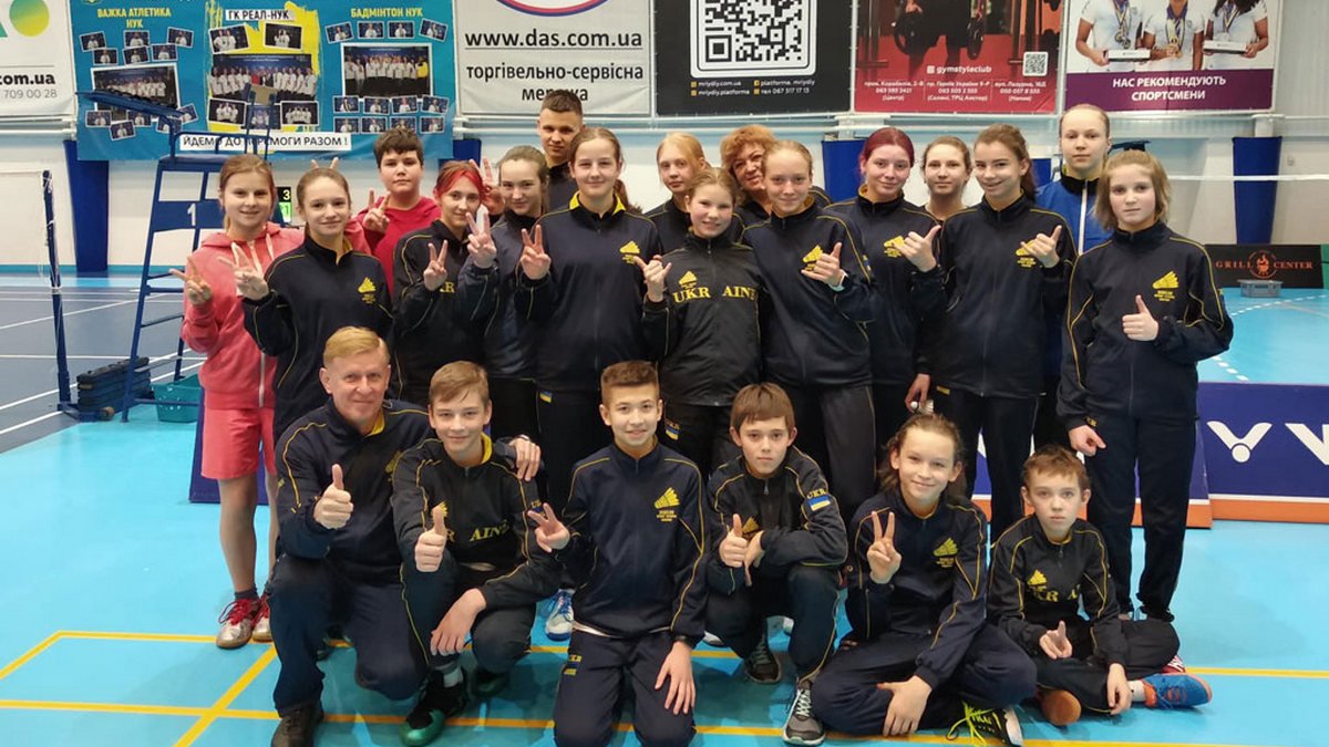 9 медалей завоевали спортсмены из Днепра: как прошел чемпионат Украины по бадминтону
