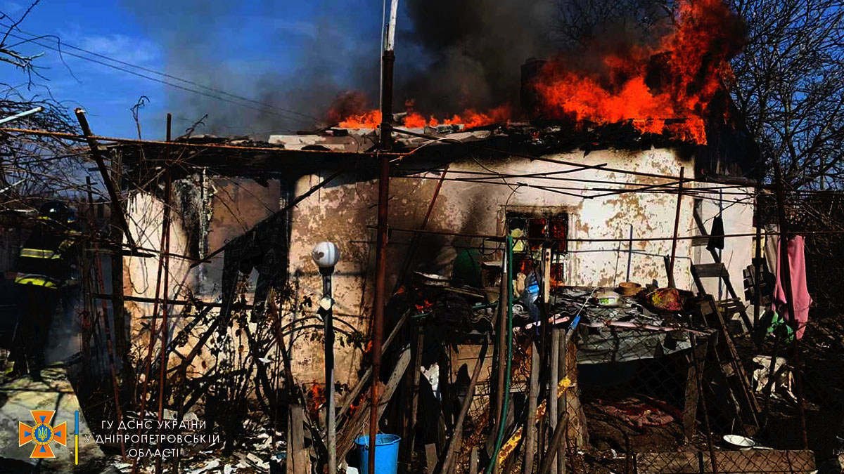 В Кривом Роге горел дом: погиб мужчина