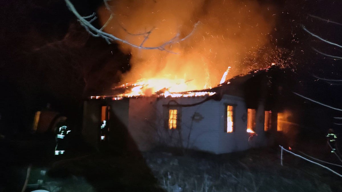 В Днепропетровской области на пожаре умерла 54-летняя женщина