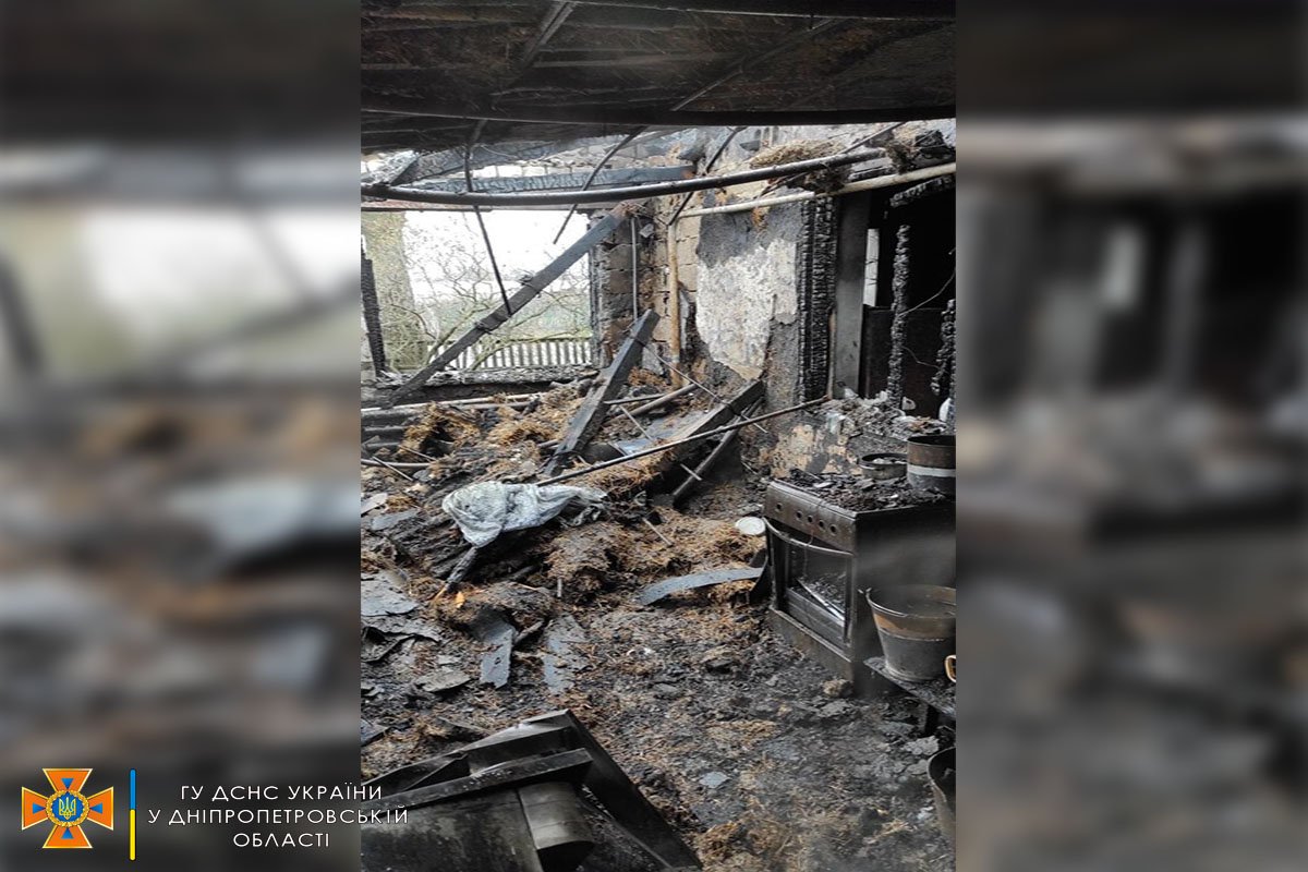В Днепропетровской области горел частный дом